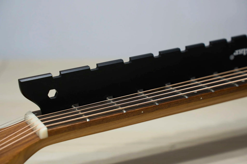 FRTLZR® BlackEdge Notched Straight Edge - Made in Germany.