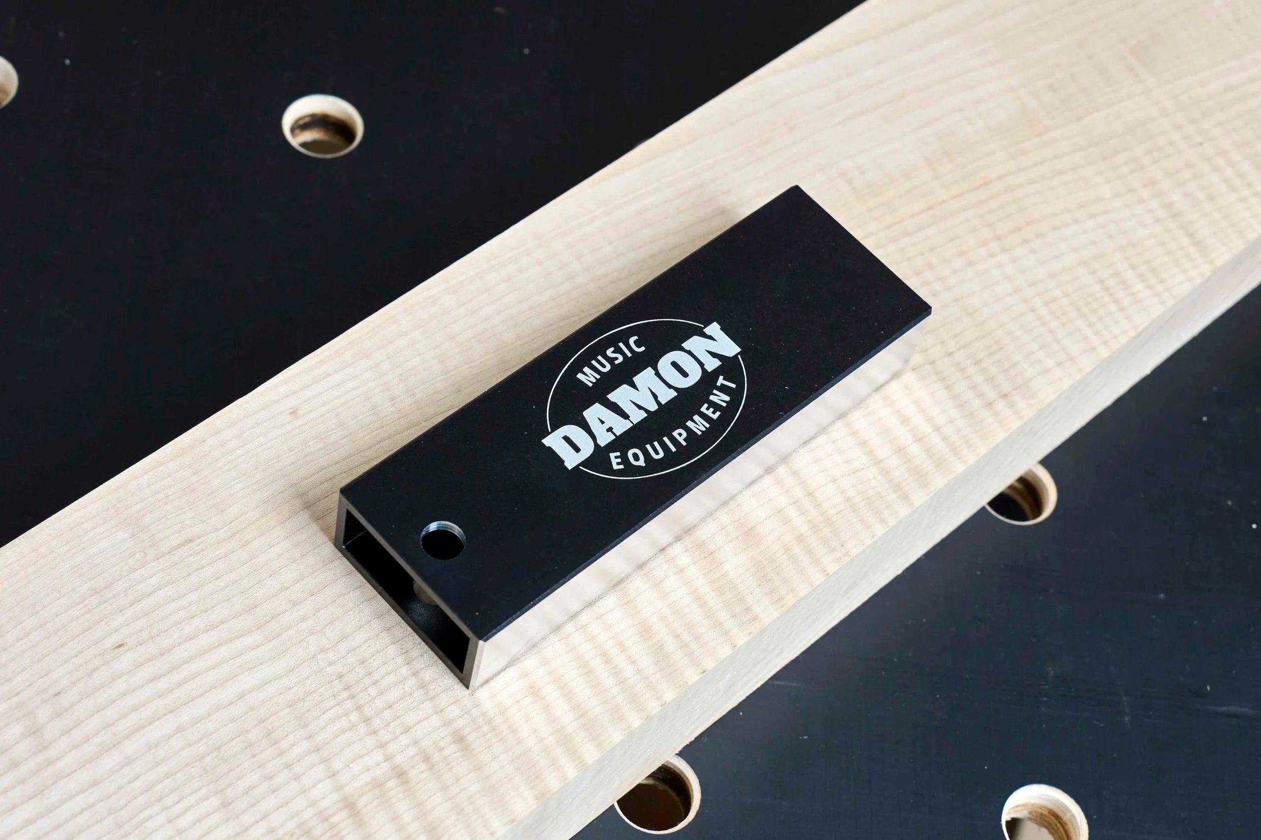 Damon FatBeam 150 mm Leveling Beam black.